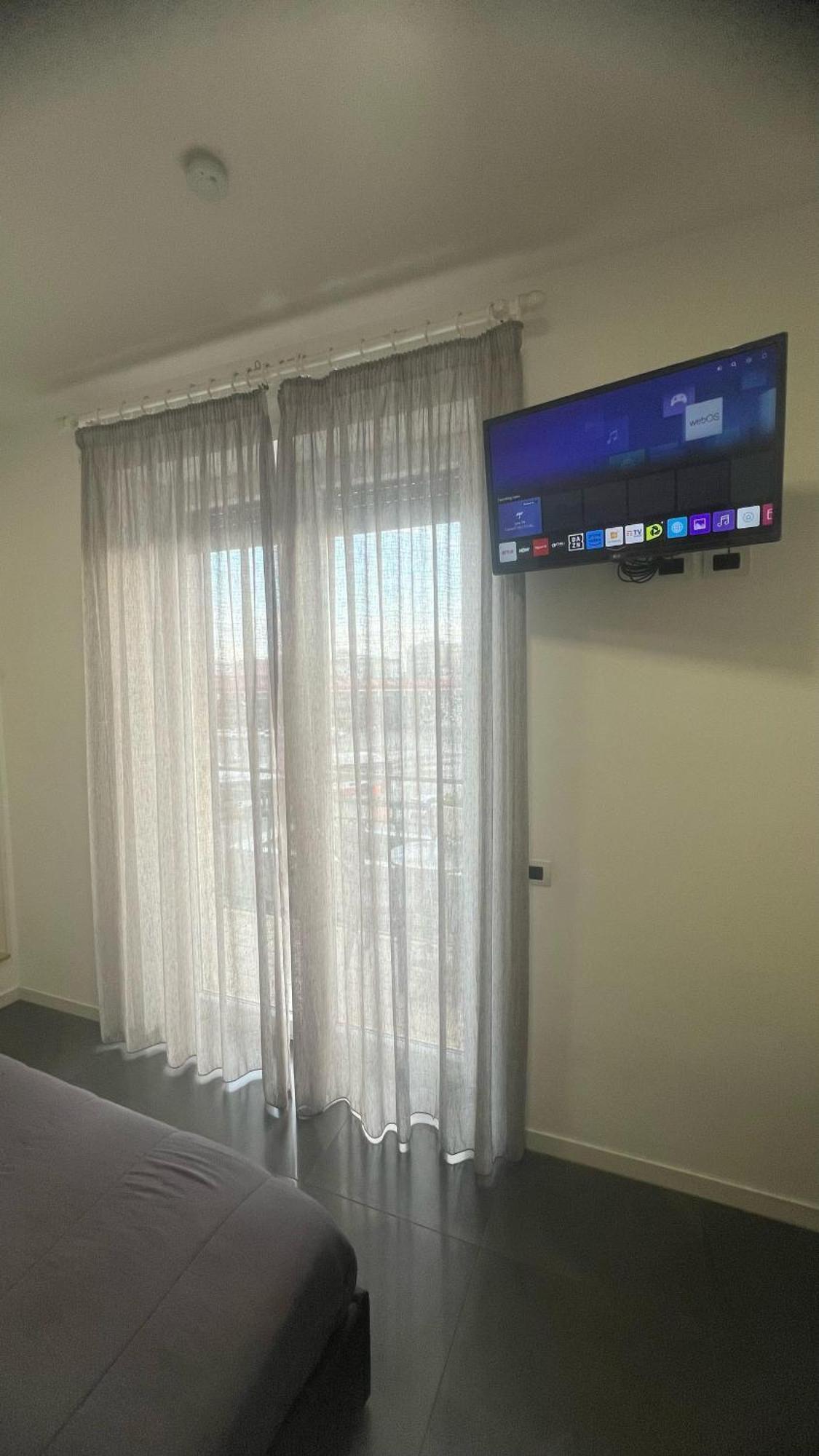 Top Floor Rentrooms Affittacamere 3*