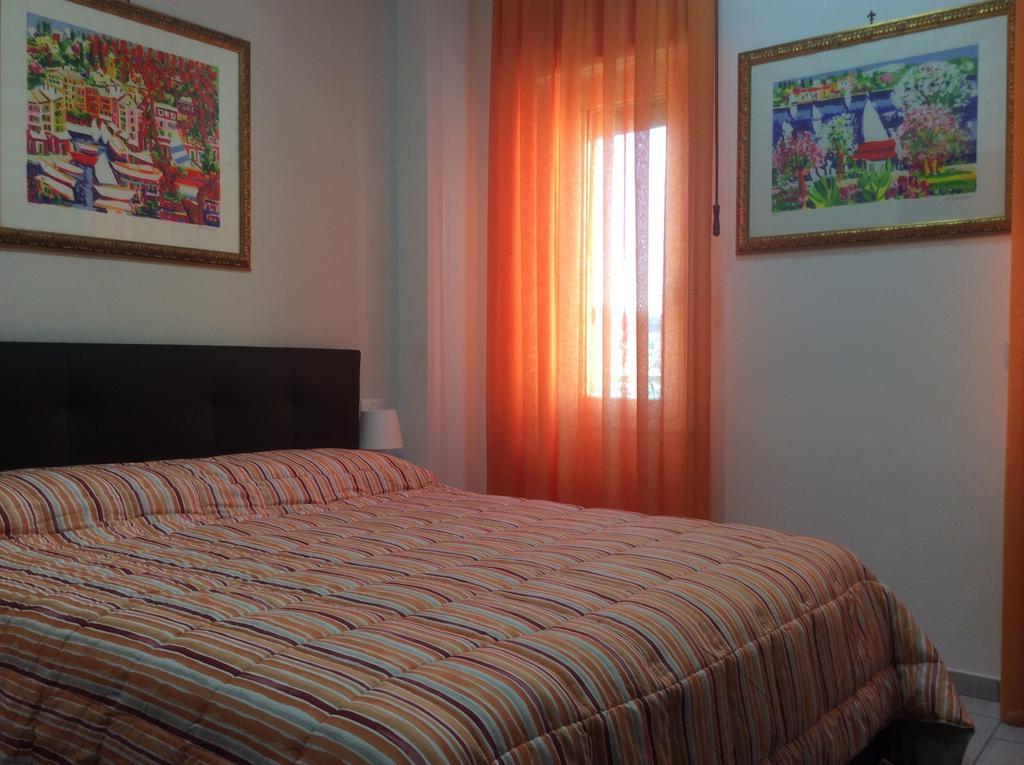 Casa de hóspedes Top Floor Rentrooms