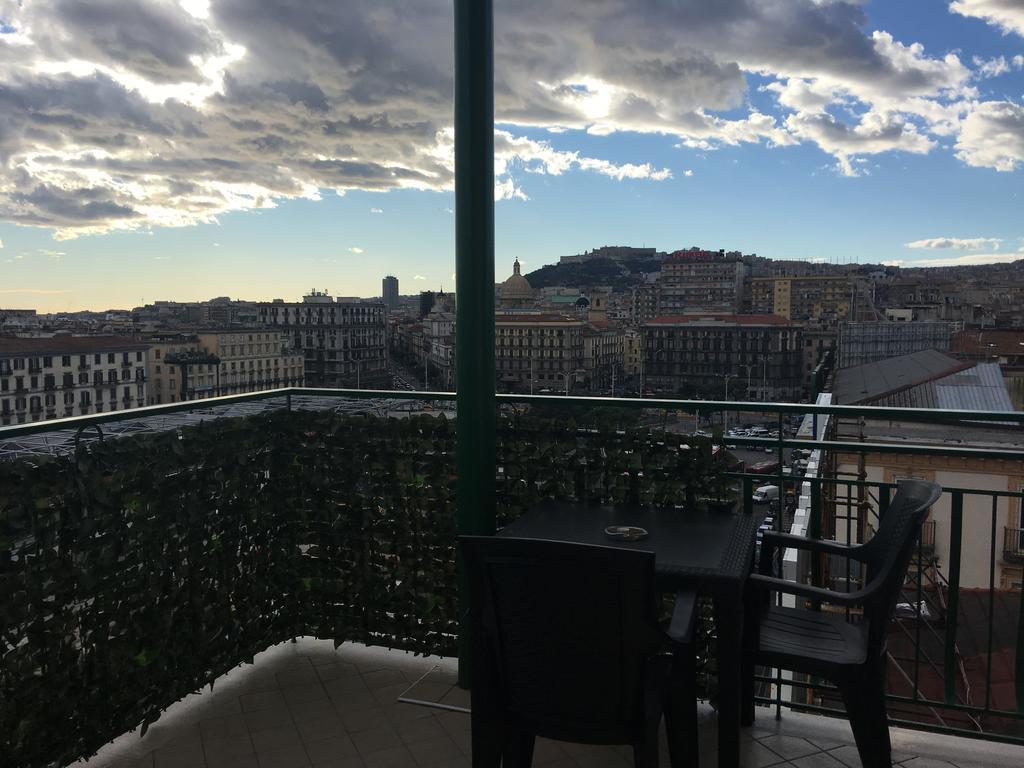 Top Floor Rentrooms