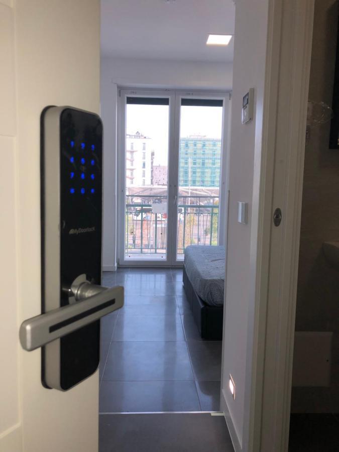 Floor Rentrooms 3* Napoli