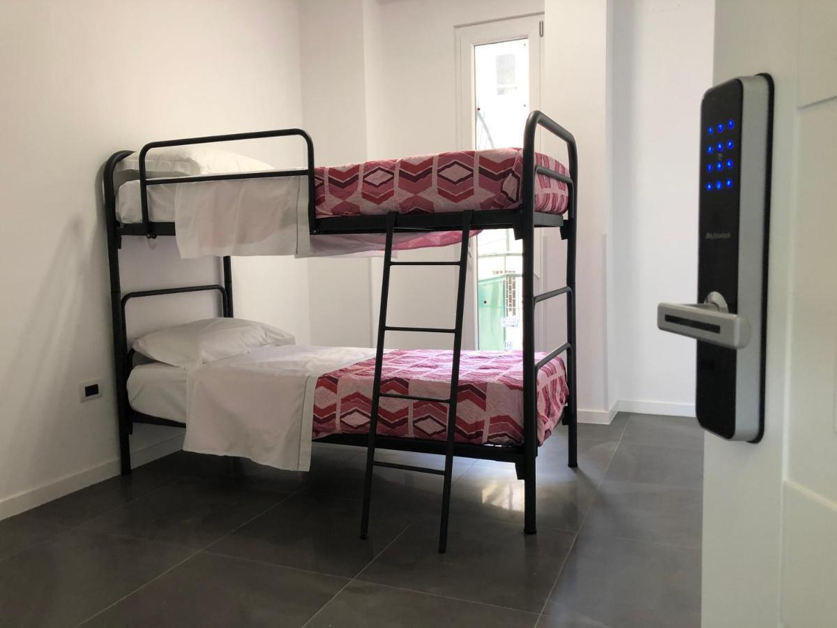 Floor Rentrooms Neapel